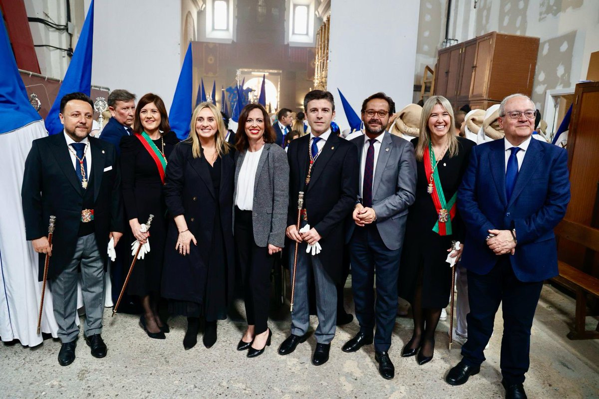 Granada inicia su #SSantaGR25 con la  <a href="/borriquillaypaz/">Cofradía Borriquilla de Granada</a> en Calle Elvira.

Un placer poder acompañarlos en su Estación de Penitencia

Feliz #DomingoDeRamos