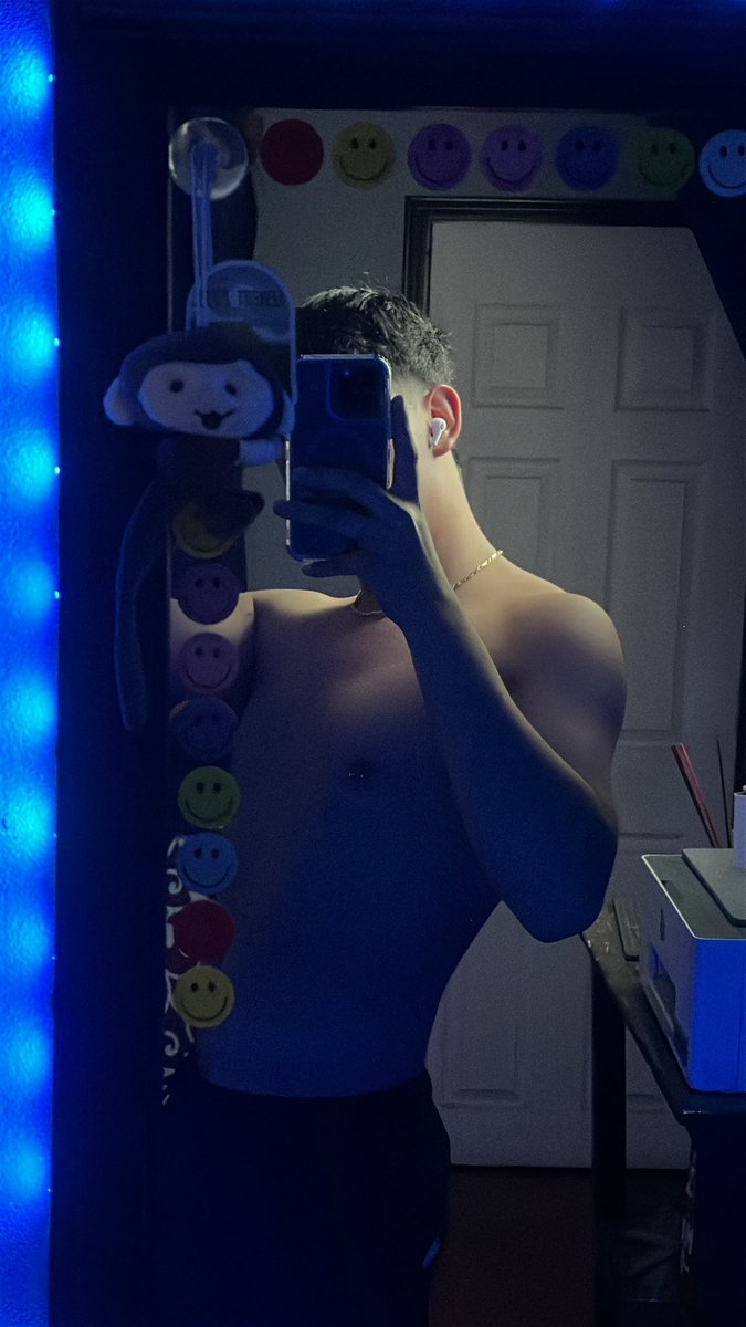 👅