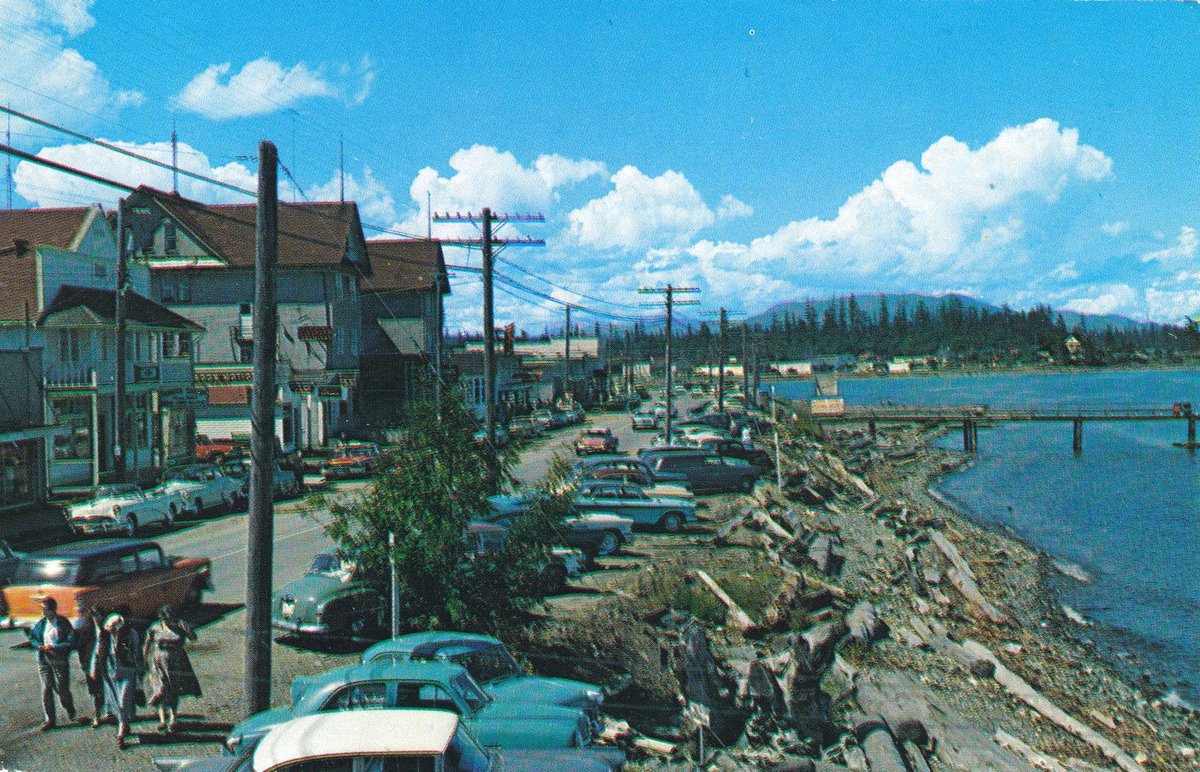 oldcanadaseries's tweet photo. Campbell River, BC in 1957 https://t.co/CFfRCiAz6H