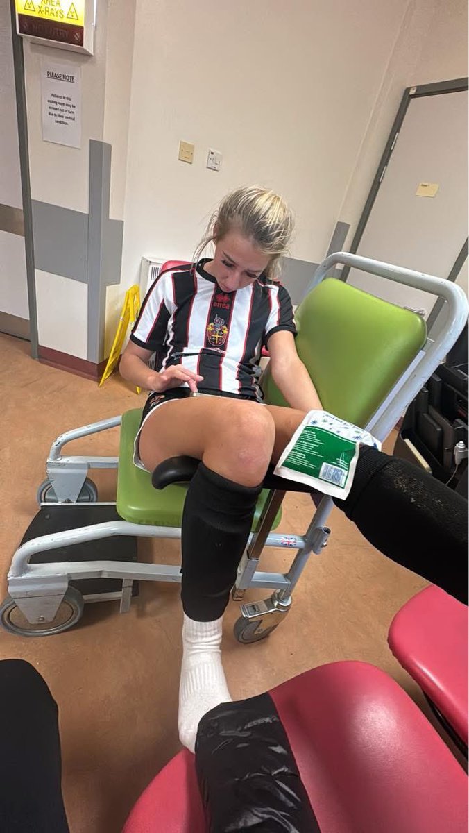 Lisa03817591's tweet photo. Thanks everyone for your get well messages to Lily. Lily has a MCL injury and needs to attend knee clinic on the 6th May to find out how bad it is until then she has to rest she’s totally guttered to have to end the season this way but she will bounce back stronger than ever https://t.co/iTVcBz1mfV