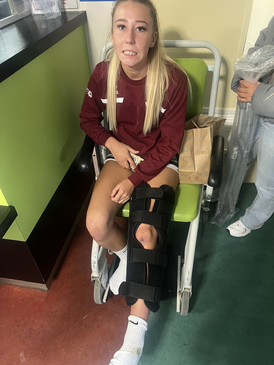 Lisa03817591's tweet photo. Thanks everyone for your get well messages to Lily. Lily has a MCL injury and needs to attend knee clinic on the 6th May to find out how bad it is until then she has to rest she’s totally guttered to have to end the season this way but she will bounce back stronger than ever https://t.co/iTVcBz1mfV