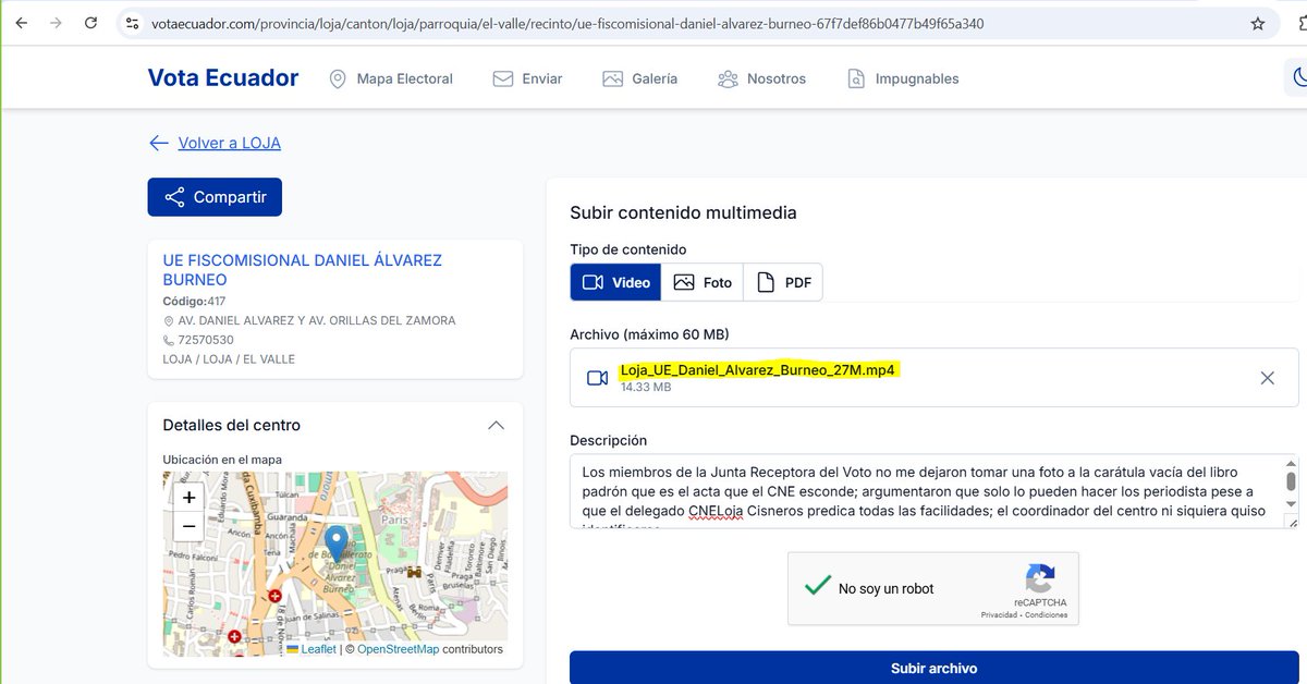 bolivar_lojan's tweet photo. #DefiendeTuVoto 
#ElCNEqueTenemos 

DENUNCIA desde Loja 
El coordinador del centro de la UE Daniel Álvarez Burneo, empleado del @cneloja,  no se quiso identificar y ayudó a impedir que, yo, tome la foto de la carátula del padrón electoral de la mesa donde voté. 

 El señor Cisneros delegado del @cnegobec en @CNELoja anda recitando de radio que periodistas, observadores y delegados pueden tomar las fotos que quieran pero nunca se refiere a ciudadanos "Pata en el suelo". Llamaron a los soldados que preservan el orden, en la unidad educativa, y luego de un agradable diálogo me retiré a hacer mi papel de lazarillo.

En el hilo el video en vivo que hice y que ya está en https://t.co/RwPDqQvzRu

El buen ejemplo hakuna matata