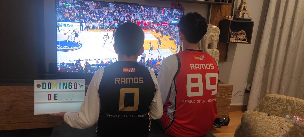 jmramber's tweet photo. #dormiresdecobardes https://t.co/pUukpuK3Oa