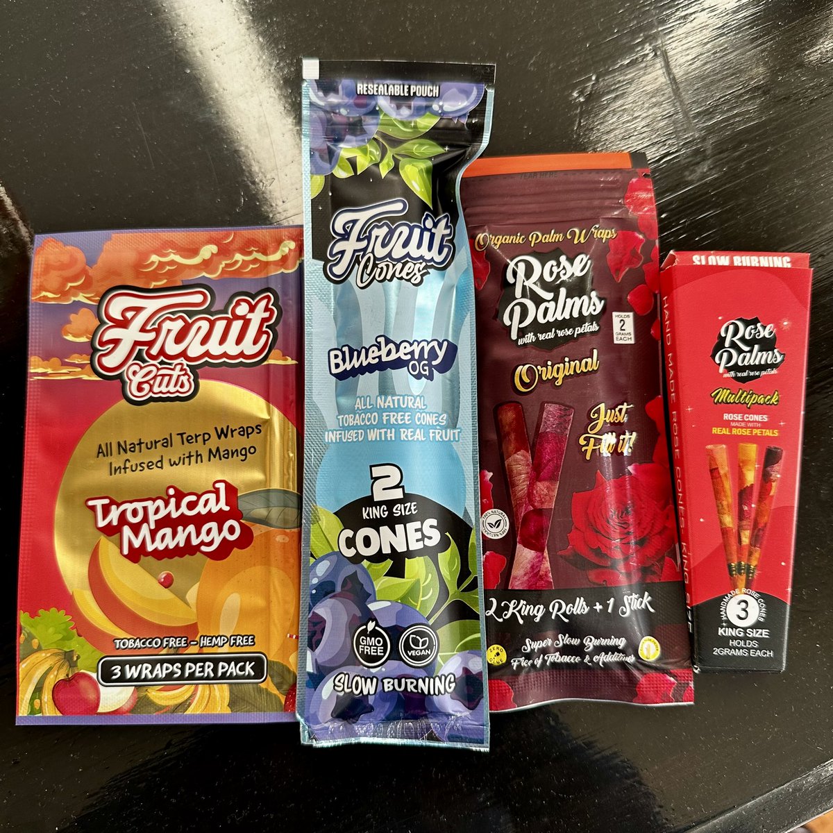 WeedPorns's tweet image. Free wraps and cones from @leafpalms 

Just pay shipping, mine was $4 which is an insane steal for everything you get 

Get yours here - bit.ly/FreeLeafPalms