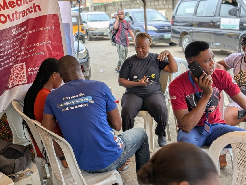 Earlier this week, in the heart of Lagos Mainland, our team reached out to the resilient women of #Makoko Fish Market, many of whom had never had access to reliable contraceptive options before. 

These women work tirelessly, balancing family life, market duties, and the daily