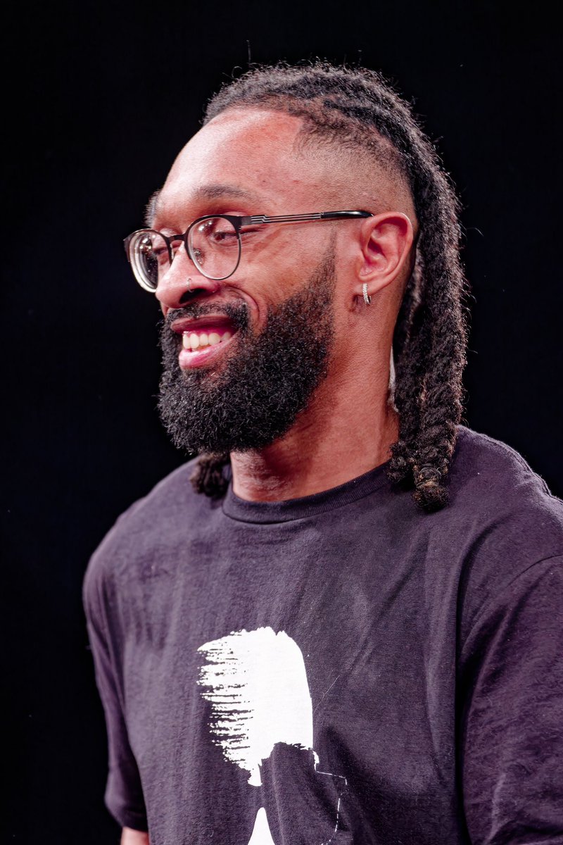 Chris Bey tweet media