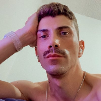 pnpbens's tweet photo. #NovaFotoDePerfil https://t.co/hFRaAMJl13