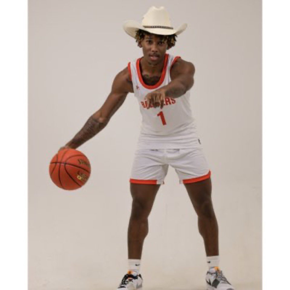 6’ PG Mark Brown (<a href="/markbro93634077/">Mark Brown</a>) from Snow College (Juco) has picked up recent offers from Valparaiso, Portland State &amp; South Dakota State.

Averaged 13.3 points, 3.5 rebounds &amp; 4.3 assists.