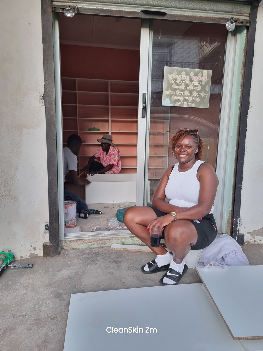 nanahnkamu's tweet image. After 7 months of renting a small space under a staircase, God allowed me to finally get a shop that I wanted at Northmead market, an area that most find very difficult to acquire rental space.
It's been a crazy journey, but there is progress 🙌. We keep moving