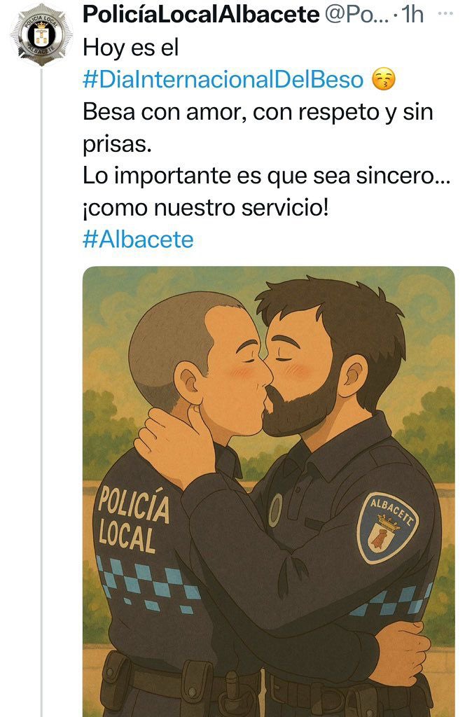 ernestomw's tweet photo. @RanaAgotada También lo guardé entero, por si hubiera dudas. 😉 @PoliciaAlbacete https://t.co/5EabpiuVEH