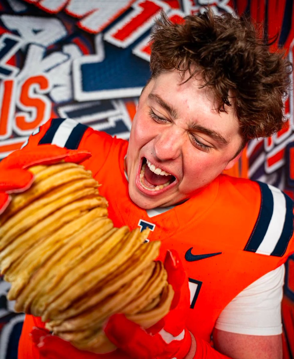 UI Zone (@recruit2illini) on Twitter photo Four-star New Jersey OL Kai Pritchard on his official visit to Illinois 🔥 <a href="/kaipritchard6/">kai pritchard 26’ OL</a> #Illini Four-star New Jersey OL Kai Pritchard on his official visit to Illinois 🔥 <a href="/kaipritchard6/">kai pritchard 26’ OL</a> #Illini