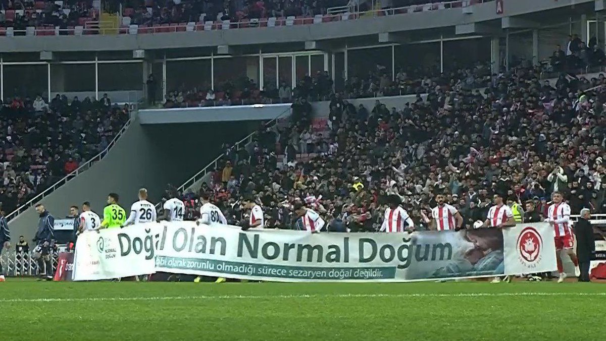 “Normal” doğum diye bir şey yok zaten! “Vajinal” doğum ve “sezaryen” doğum var!

VAJİNA! VAJİNA! VAJİNA!

3 kere tekrarlayın; siz de alışırsınız! Erkek müsvetteleri sizi!

<a href="/Sivasspor/">Sivasspor</a>