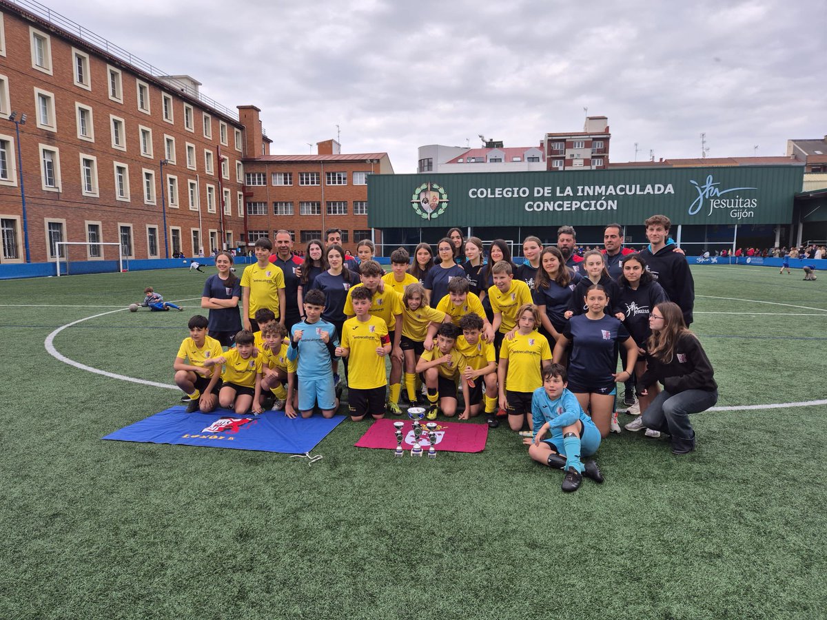 CD_Loyola's tweet photo. Torneo Pachi Cuesta 🏆 Gijón 2025 https://t.co/paGKMF8WDQ