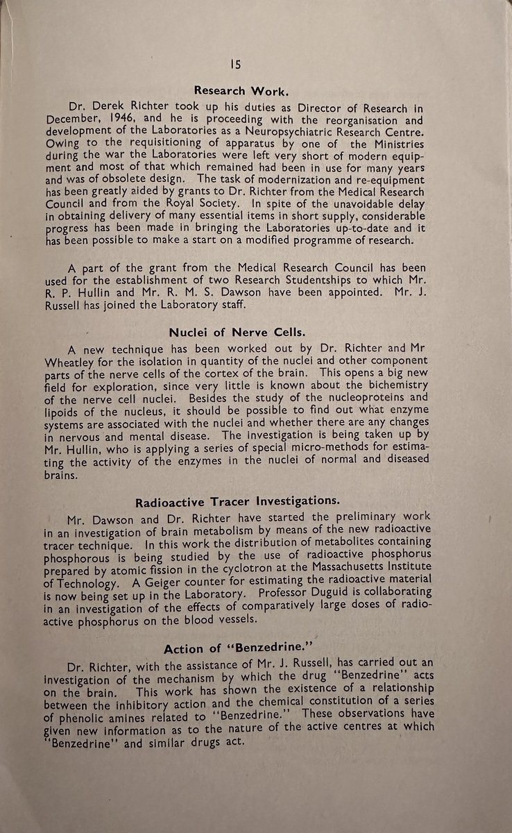 WhitchurchHosp's tweet image. Day 13 #Archive30 

#ArchiveTechnology 

Here is some technology from 1946, the Geiger counter, discovered in an old cupboard is circled in yellow ☢️
I do wonder if it’s the one mentioned or a later one 🧐
Extract from the 1946 Annual Report

Thanks to Angela for the reports