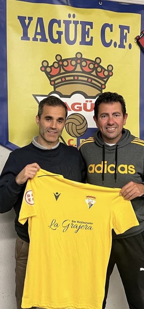 🚨🚨BIENVENIDOS🚨🚨
Os presentamos al que será nuestro entrenador de la proxima temporada 25/26, Pablo Gonzalez y Roberto "Fleitas", siempre dispuesto a ayudar, quien será su mano derecha.
Vuestros éxitos serán los nuestros.
Os deseamos mucha suerte.
💛💛VAMOS YAGÜE💛💛