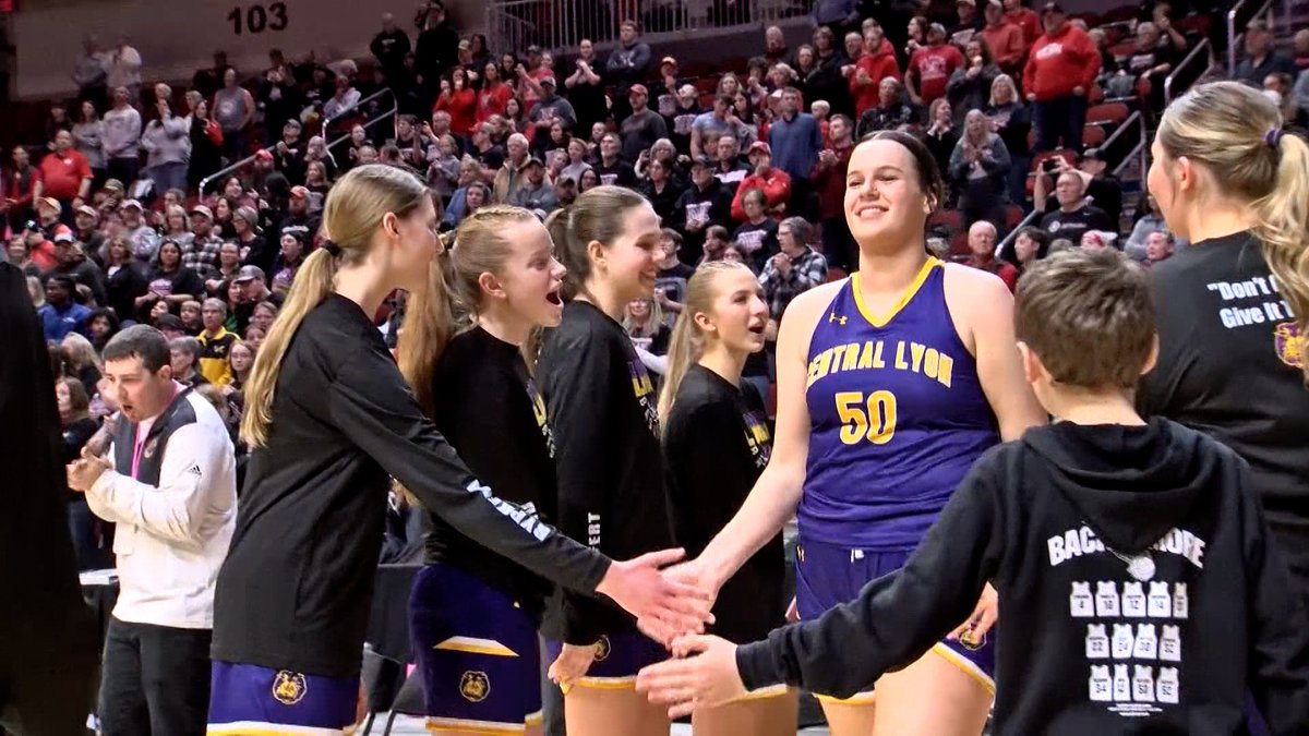 KCAU 9 SportsZone (@sportszonekcau9) on Twitter photo PLAYER OF THE YEAR NOMINEE!
The lone Siouxland Conference player to average a double-double while guiding <a href="/CLGirlsHoops/">Central Lyon Girls Basketball</a> back to State, <a href="/aubreymetzger25/">Aubrey Metzger</a> is our next SportsZone Girls Basketball Player of the Year nominee! <a href="/CentralLyon/">Central Lyon Schools</a>
WATCH HERE 🏀⬇️
siouxlandproud.com/sports/local-s… PLAYER OF THE YEAR NOMINEE!
The lone Siouxland Conference player to average a double-double while guiding <a href="/CLGirlsHoops/">Central Lyon Girls Basketball</a> back to State, <a href="/aubreymetzger25/">Aubrey Metzger</a> is our next SportsZone Girls Basketball Player of the Year nominee! <a href="/CentralLyon/">Central Lyon Schools</a>
WATCH HERE 🏀⬇️
siouxlandproud.com/sports/local-s…