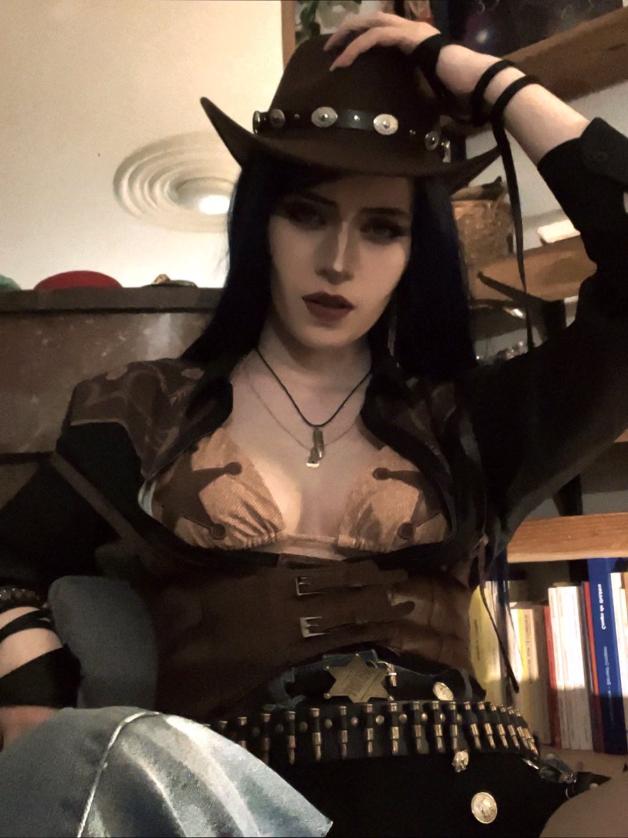 sheriff caitlyn #cosplay