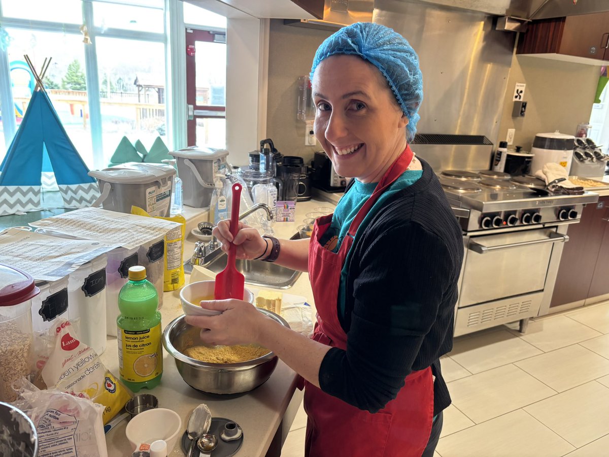 Amalgamated_NL's tweet photo. Another wonderful afternoon spent preparing a meal for the families at Ronald McDonald House by some of our amazing staff- Sherry, Kenny, Lauren and Matthew!👏🏻👏🏻👏🏻@Town_BayRoberts https://t.co/J7DnZBovt1