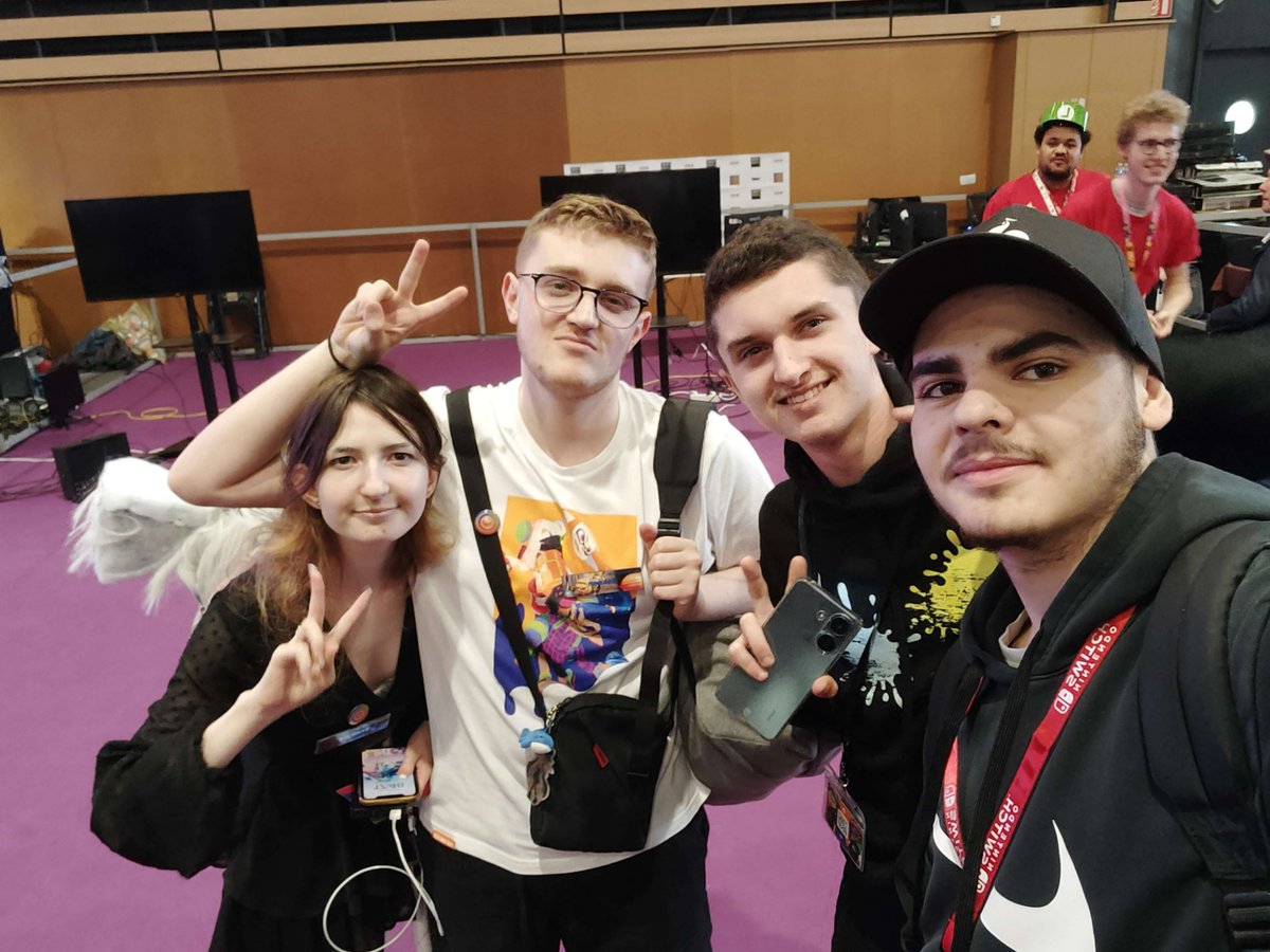 <a href="/Splash_O_Clock/">Splash-O'Clock</a> x <a href="/SRetributionSp3/">SilentRetribution</a> 
Durant cte #Fullwipe ! 
On vous aime l'équipe 🫶🏻💖