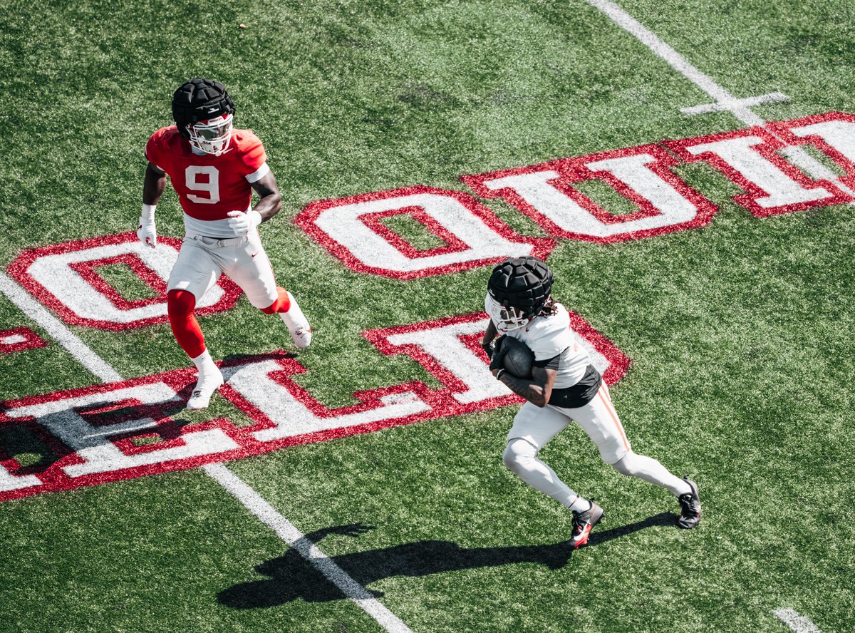 Aaron Davis tweet media