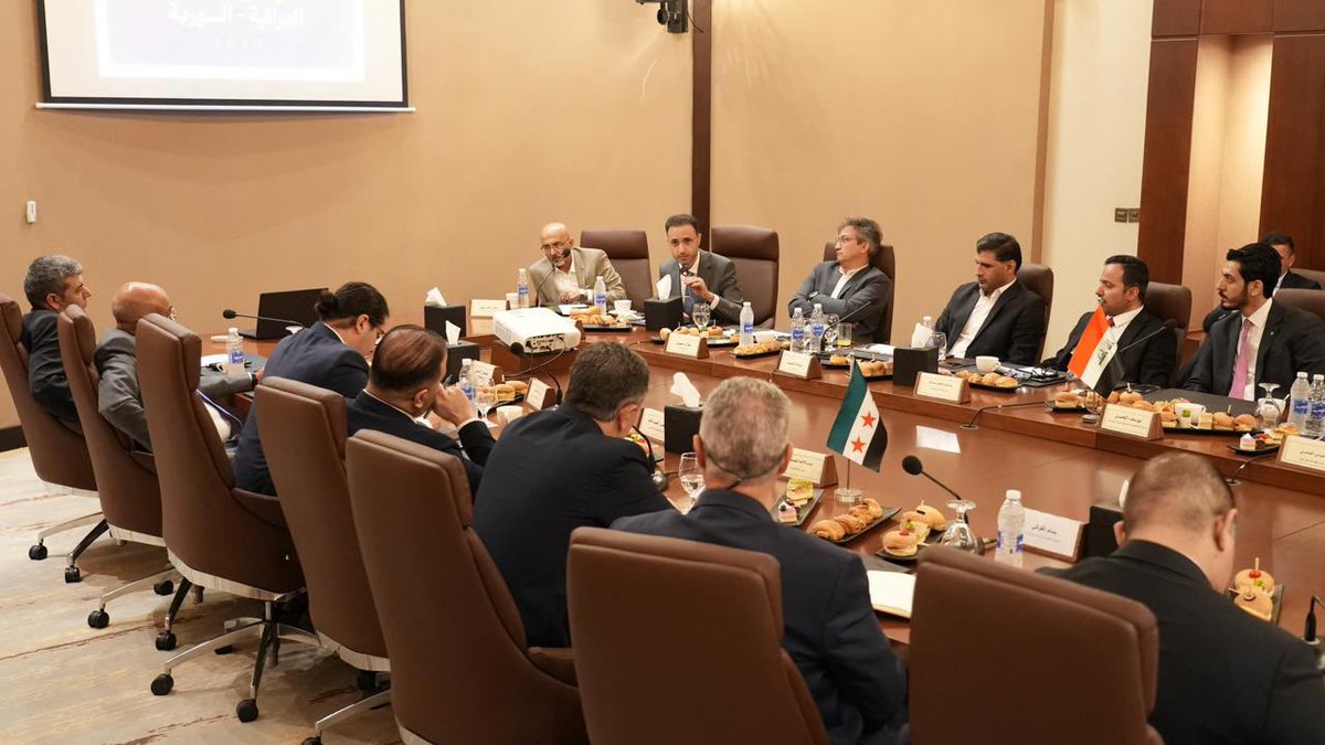 IgfaIraq's tweet photo. بدعوة من المجموعة العراقية للشؤون الخارجية، استضافت بغداد “ملتقى مراكز التفكير العراقية - السورية”، الهادف إلى تعزيز الحوار الإقليمي وتفعيل دبلوماسية المسار الثاني. تناول الملتقى عددًا من القضايا الثنائية، لاسيما الأمنية والاقتصادية، مؤكّدًا على أهمية التعاون البحثي بين البلدين. https://t.co/fs6tjA5nv0