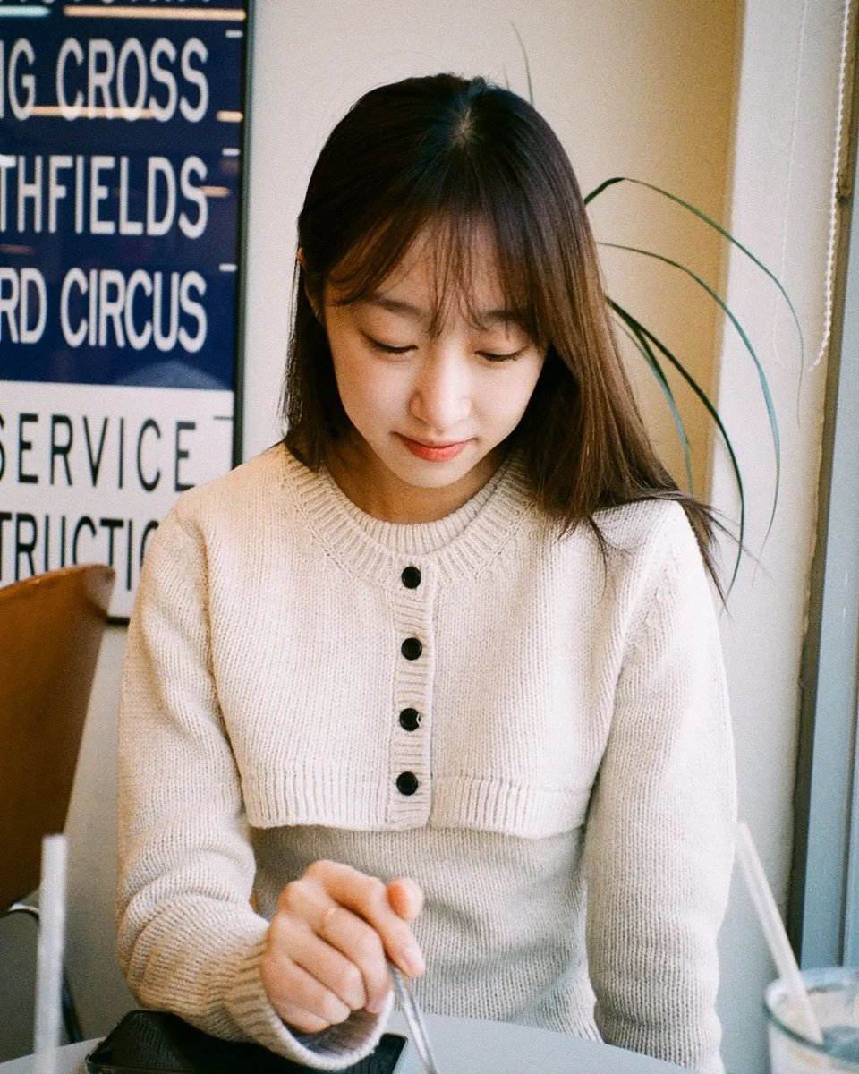 timeto_soobin's tweet photo. 220414 수빈 인스타그램 

#우주소녀 #WJSN #수빈 #SOOBIN https://t.co/t3DJOyivou
