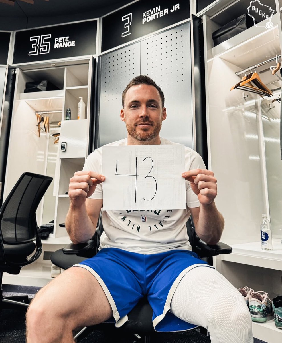 MiddlesexMagic's tweet image. Magic alum Pat Connaughton ERUPTED for a career high 43 points!! PC finished the game with 43/11/5 to lead the Bucks to victory! 

He becomes only the 4th player in Bucks history to record a 40/10/5 game joining Giannis, Kareem and Kris Middleton!  

#MagicFamily #MagicInTheNBA