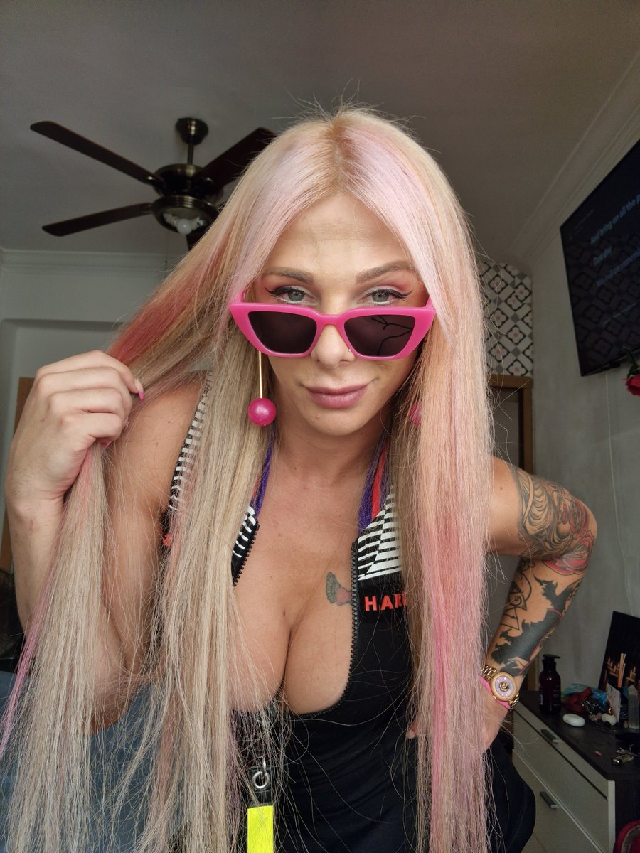 TransBarbiexox's tweet photo. @yhemolee_ Wishing to have more follower on all platforms 🙏🏽 https://t.co/dkiIC7XzCc