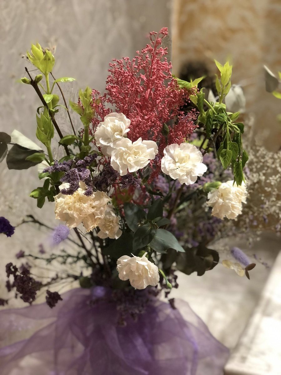 iverdnepr's tweet image. Мы встречаем Того, Который Свою жизнь и Свою смерть подарил каждому из нас, всей земле, всей вселенной для того, чтобы зло, смерть, рознь были побеждены и чтобы начался новый век, началось новое Царство, - Царство Божие, Царство любви. 
«Се, стою у двери и стучу…»
#iver #dnep