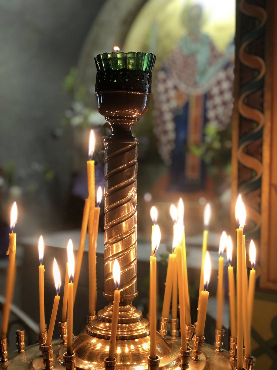 iverdnepr's tweet image. Мы встречаем Того, Который Свою жизнь и Свою смерть подарил каждому из нас, всей земле, всей вселенной для того, чтобы зло, смерть, рознь были побеждены и чтобы начался новый век, началось новое Царство, - Царство Божие, Царство любви. 
«Се, стою у двери и стучу…»
#iver #dnep