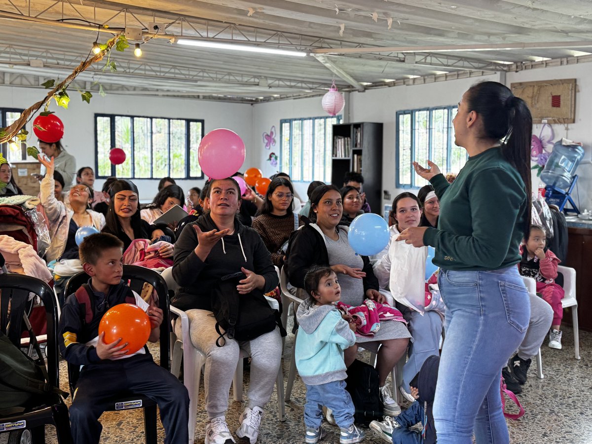 ALCALDÍA DE SIBATÉ (@alcaldiasibate) on Twitter photo 👶¡Con amor y conocimiento nutrimos vidas! 💜
Capacitamos a 50 personas gestantes y lactantes del programa #ConLasGoticasNutrimosVida de <a href="/FundacionExito/">Fundación Éxito</a>. Hablamos de crianza respetuosa y de la ruta de atención ante la vulneración de derechos de nuestros niños y niñas #Lactatón 👶¡Con amor y conocimiento nutrimos vidas! 💜
Capacitamos a 50 personas gestantes y lactantes del programa #ConLasGoticasNutrimosVida de <a href="/FundacionExito/">Fundación Éxito</a>. Hablamos de crianza respetuosa y de la ruta de atención ante la vulneración de derechos de nuestros niños y niñas #Lactatón