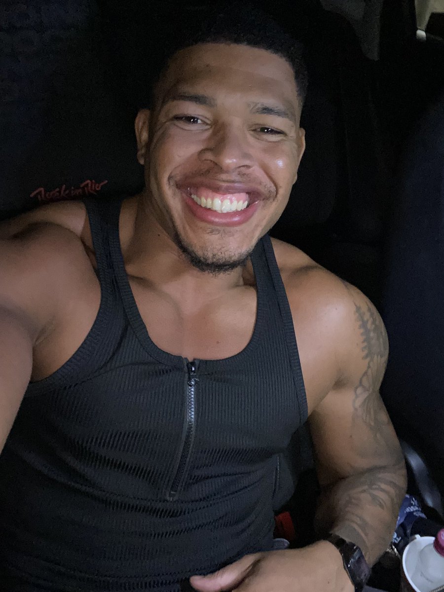 😁