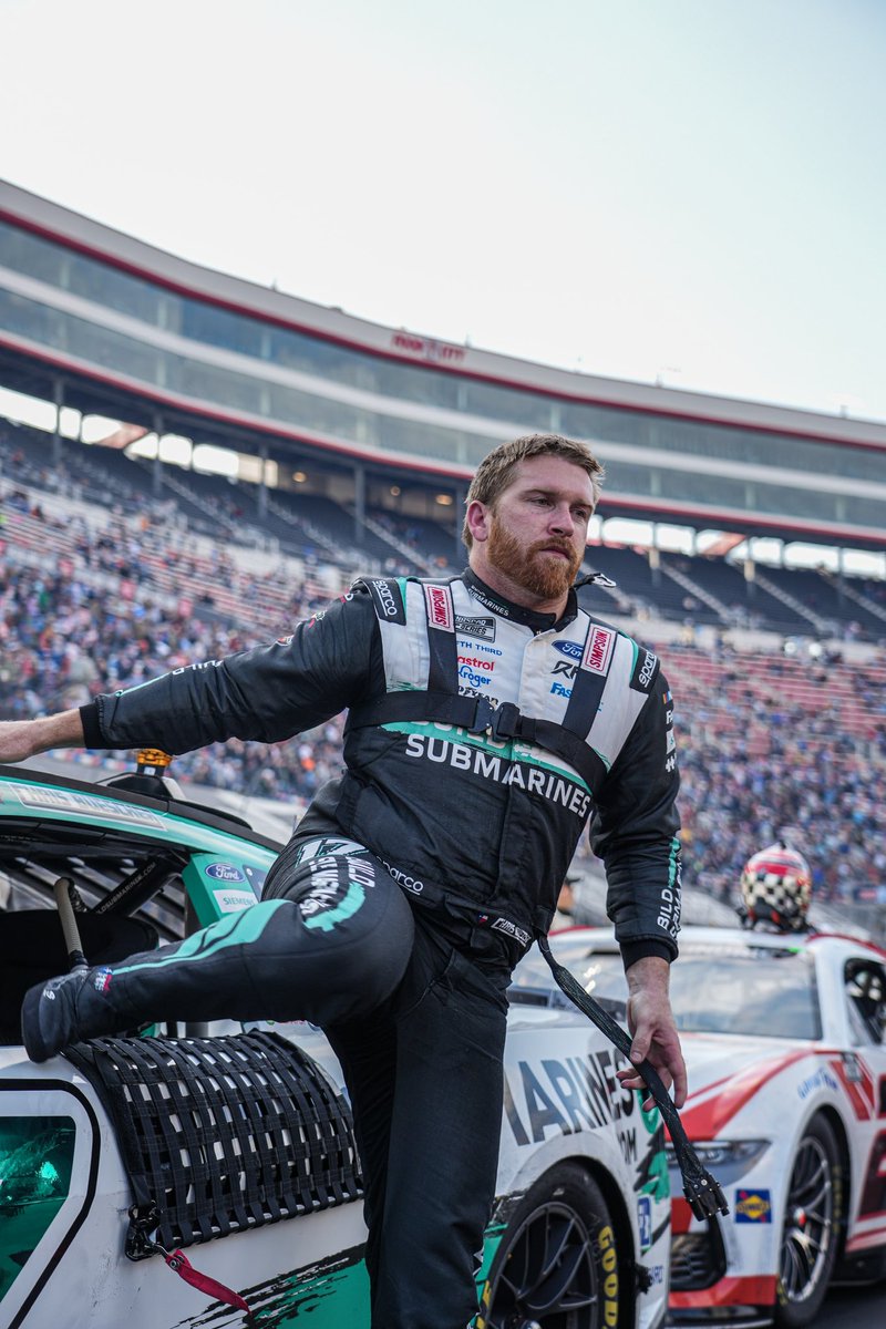 Chris Buescher tweet media