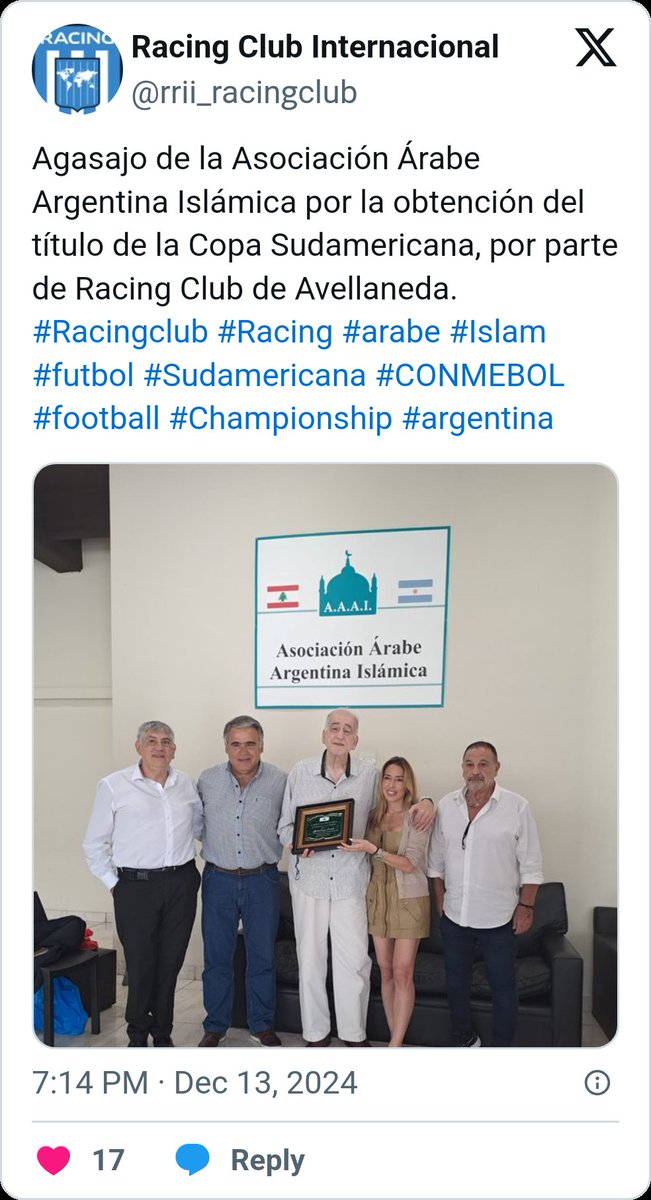 Sacostaracing's tweet photo. ¿Alguien puede explicar por qué Racing no hizo mención del Ramadán este año? (Solo hubo un saludo en 2021). Llama la atención, especialmente cuando sí se saludan otras celebraciones religiosas e incluso eventos como el Día del Kinesiólogo. Con todo respeto, ¿a qué se debe esta diferencia de tratamiento?