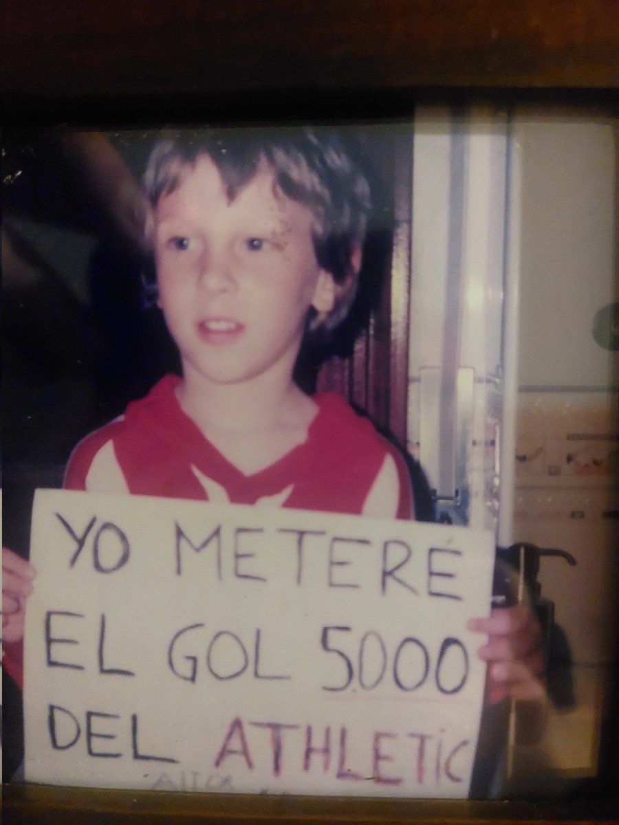 aitor_ricoo's tweet photo. Ese gol era mío 😒  @oihan_15 https://t.co/zCcqMyfkuF