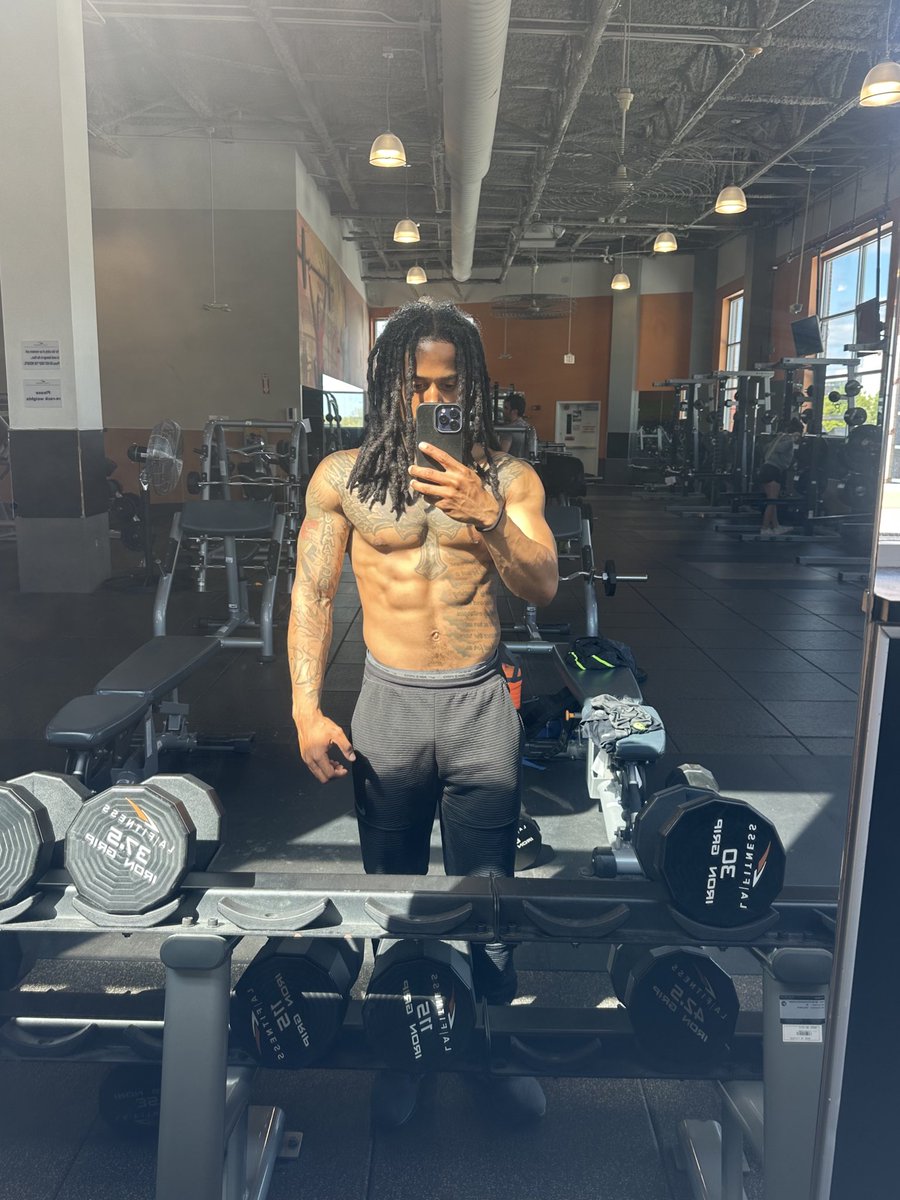 K_Smittyy22's tweet photo. Sunday Lifts🏋🏽‍♂️ https://t.co/gRJmVdq8UK