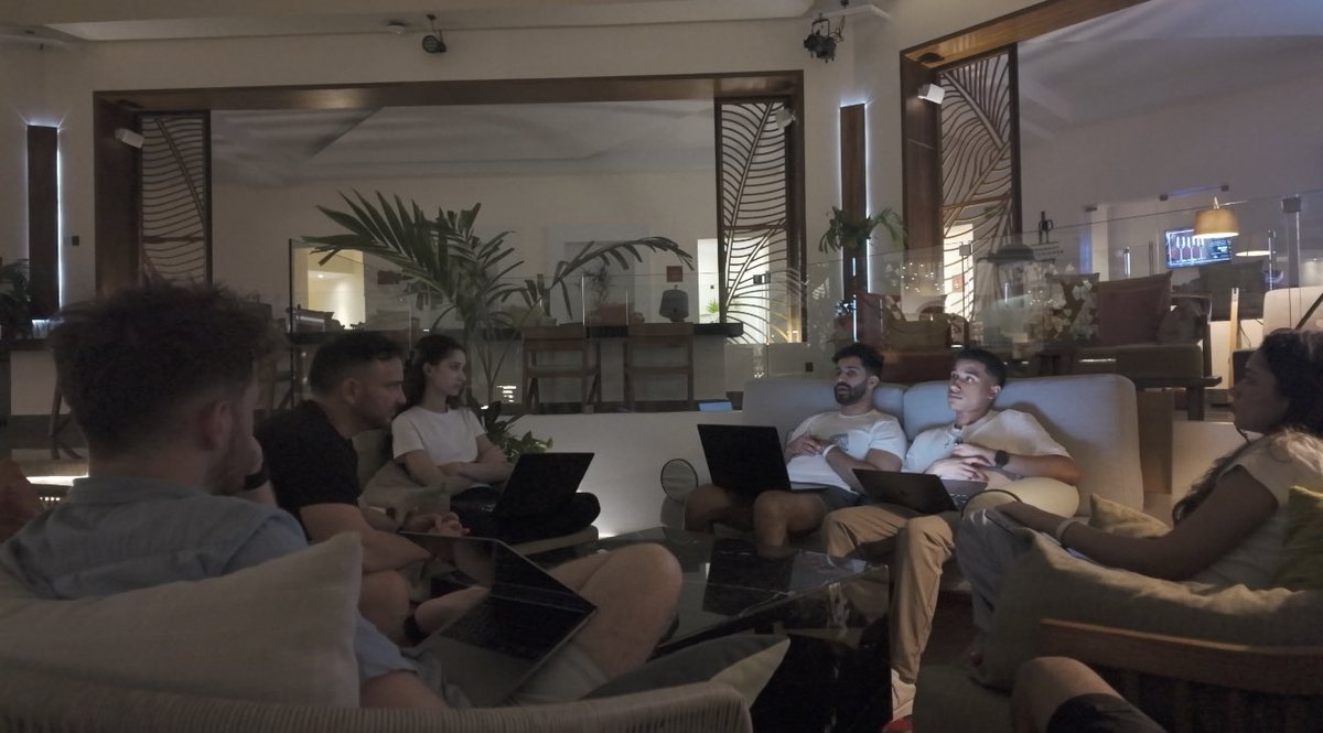 _michaelreal's tweet image. TradeZella team trip to Mexico 🇲🇽

✔️ Team building
✔️ Worked on cool updates 👀
✔️ Memories made

Next quarter will go in the books 🤝