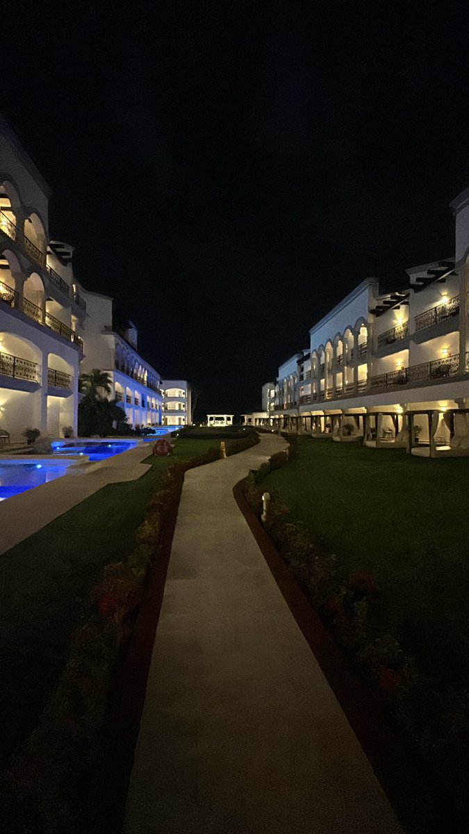 _michaelreal's tweet image. TradeZella team trip to Mexico 🇲🇽

✔️ Team building
✔️ Worked on cool updates 👀
✔️ Memories made

Next quarter will go in the books 🤝