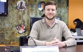 Gracias Augusto. Crack siempre.