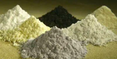 novarealinvest's tweet photo. [BREAKING] China Wields Rare Earths as Trade War Weapon, Disrupting Global Supply Chains

💥Export Halt Implemented: As of April 4, 2025, China has ceased exports of seven critical rare earth elements, placing them on a restricted list requiring government licenses, which may take weeks or months to obtain. 

💥Industries Affected: The halt impacts sectors reliant on rare earths, including defense, energy, and automotive industries, due to China's dominance in global production and processing. 

💥Force Majeure Declarations: Some Chinese exporters have declared force majeure, and shipments awaiting departure are blocked at ports, exacerbating supply chain disruptions. ​

💥Strategic Retaliation: The move is a response to U.S. President Donald Trump's recent tariff increases on Chinese goods, highlighting the escalating trade tensions between the two nations. 

💥Global Diversification Efforts: Countries like Australia are accelerating development of independent rare earth sources, with companies such as Lynas Rare Earths and Iluka Resources expanding operations to reduce reliance on Chinese supply.
