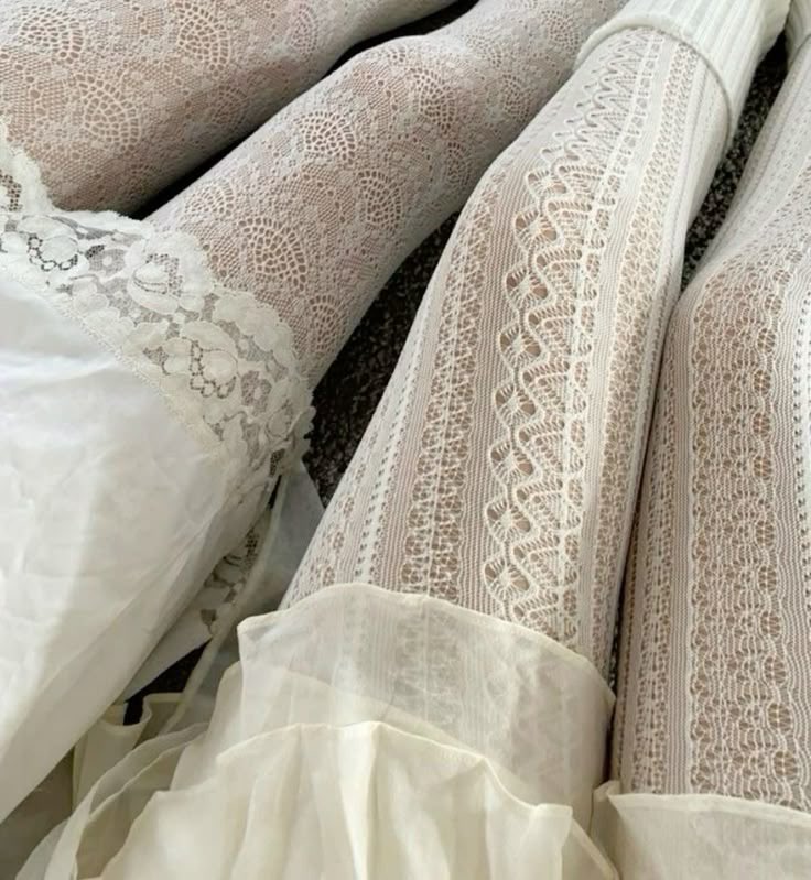 𝓇𝑜𝓈𝒾𝑒 tweet media