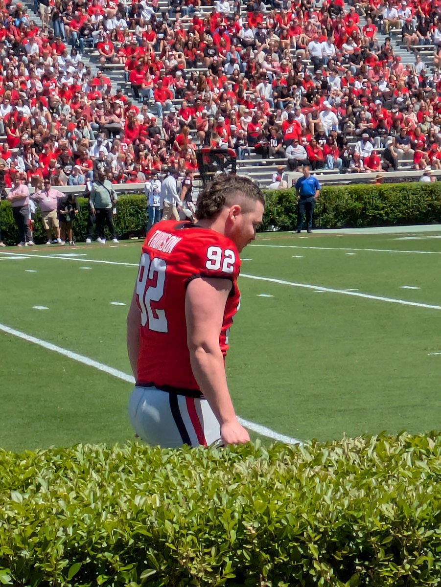 Natdavewilliams's tweet image. My oldest boys and I had a blast at G-Day. A low-key way for these budding Dawg fans to get the Sanford Stadium experience.
My takeaway: No one enjoys being a Dawg more than Brett Thorson. He was super active on the sidelines— waving at fans and talking with everyone around him.