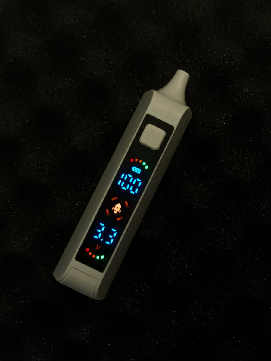 Relaxotech's tweet image. X1, Full ceramic pod vape pen with Draw active with digital display ,preheat and 3 voltage setting,All in one design,disposable pod vape for CBD.#distillateoil #distillatevapecarts #distillatecartridges #cbdvape #cbdvapepen #vapepen #disposablevape #podvape #podvapes #liverosin