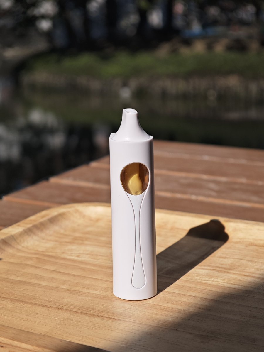 Relaxotech's tweet image. X1, Full ceramic pod vape pen with Draw active with digital display ,preheat and 3 voltage setting,All in one design,disposable pod vape for CBD.#distillateoil #distillatevapecarts #distillatecartridges #cbdvape #cbdvapepen #vapepen #disposablevape #podvape #podvapes #liverosin