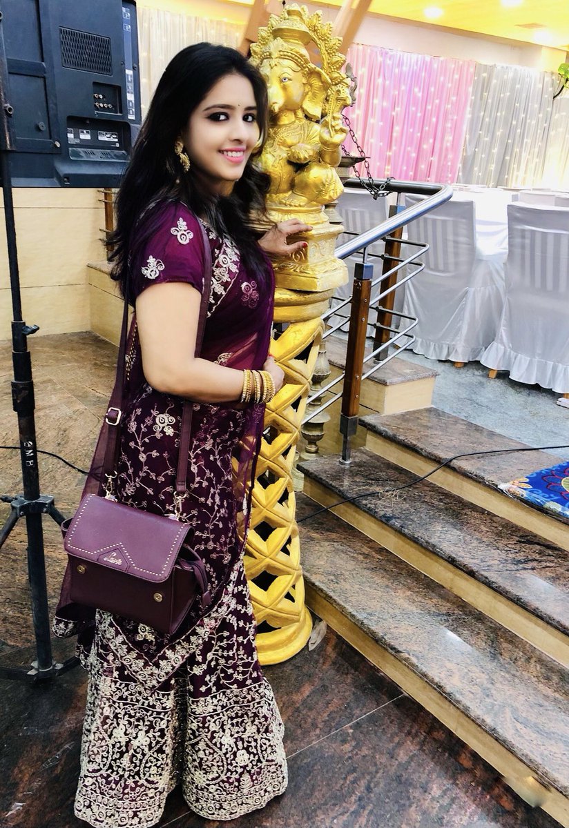 இனிய தமிழ் புத்தாண்டு நல்வாழ்த்துகள் 🌸💐🌸

Happy Vishu Dear Friends 🌸

#HappyVishu2025 
#HappyTamilNewYear 
#TamilNewYear