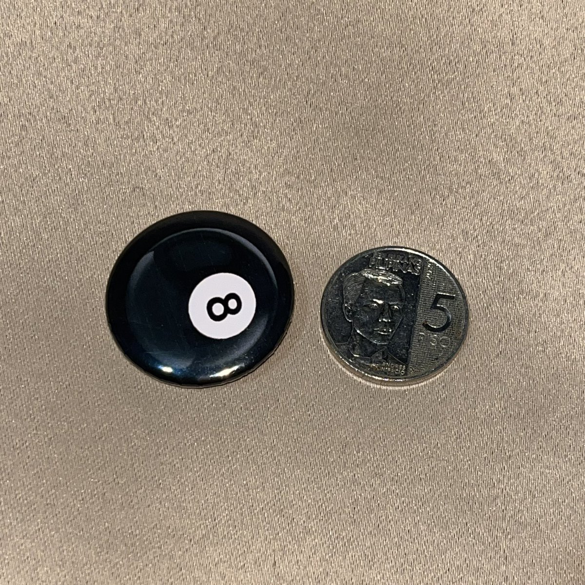 blepnai's tweet photo. wts lfb button pins #naisell

 - ₱15 pesos each! buy 4 get 1 free 🫶
 - mine + code on pic + quantity 

   size is 32mm, glossy finish

t. popmart hirono smiski anik anik lover collection badge pin button pin lf premium commissioner twice photocard free money https://t.co/QIju5MRAOR