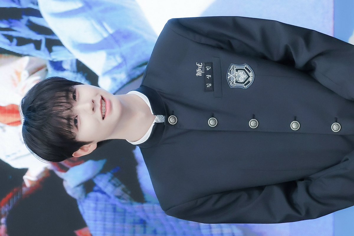 250414 미니팬미팅

얼굴 천재🥺

#클로즈유어아이즈 #클유아 #CLOSEYOUREYES
#김성민 #KIMSUNGMIN