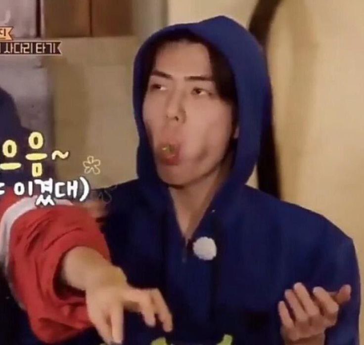 دوستان یه سوال
چرا فالورای من کم شده؟!
داشیا من اوتی ۹ استنم 

<a href="/B_hundred_Hyun/">Baekhyun_EXO</a> <a href="/layzhang/">Lay Zhang</a> 
<a href="/weareoneEXO/">EXO</a>