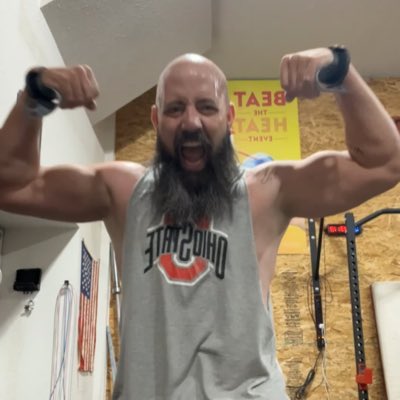 NevinTheBeard's tweet photo. #NewProfilePic https://t.co/45oqvbp3hz