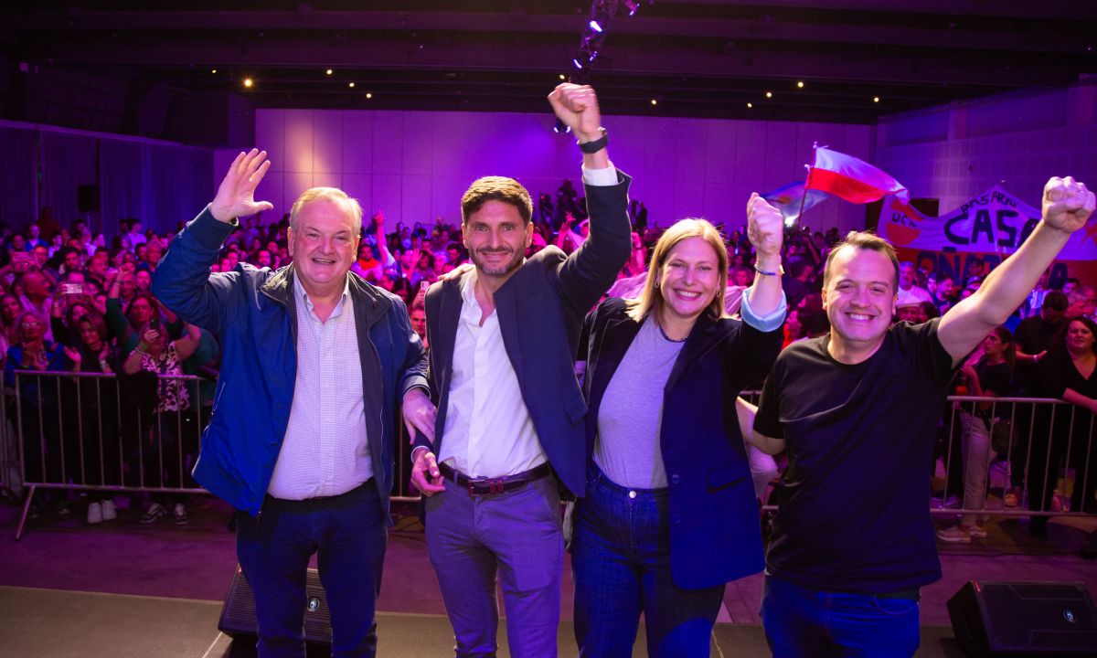 felipemichlig's tweet photo. ¡¡MUCHAS GRACIAS!!! A TODO EL DEPARTAMENTO SAN CRISTÓBAL POR EL CONTUNDENTE APOYO QUE NOS BRINDARON A TRAVÉS DEL SAGRADO VOTO POPULAR.

GRACIAS AL GOBERNADOR @maxipullaro  que me pidió oportunamente que lo acompañe en este nuevo desafío. 

FELICITACIONES A TODOS lo que componen UNIDOS que en la elección de distrito único trabajaron para ganar en los 19 departamentos.

Asumiremos esta HONROSA MISIÓN de convencionales reformadores con el máximo compromiso y responsabilidad, a sabiendas que tenemos que darnos LA MEJOR CONSTITUCIÓN del país, en donde imperen todos los basamentos de la provincia que queremos a futuro”.